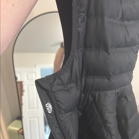 Columbia Black Quilted Puffer Coat with Stand-Up Collar - Picture 3 of 4